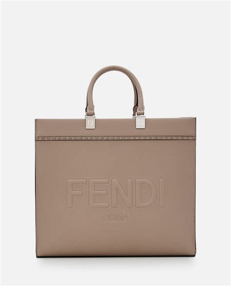 portafoglio fendi bicolore|Fendi su Biffi: scopri il lusso italiano ideale per la donna moderna.